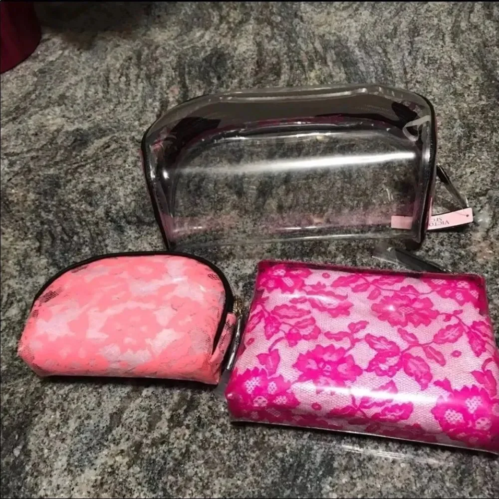 Victoria’s Secret set of 3 make up cosmetic bags new